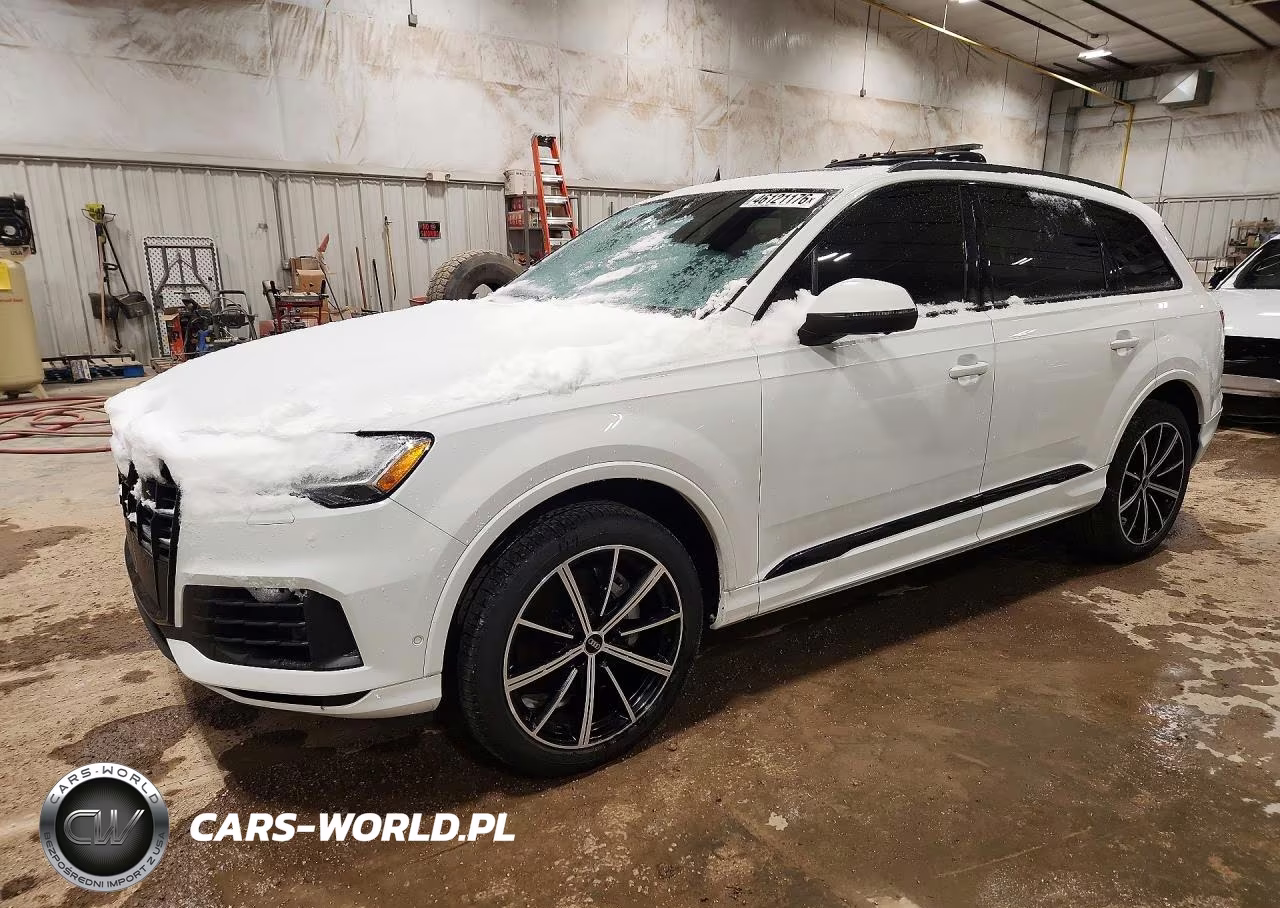 2022 Audi Q7 Premium Plus