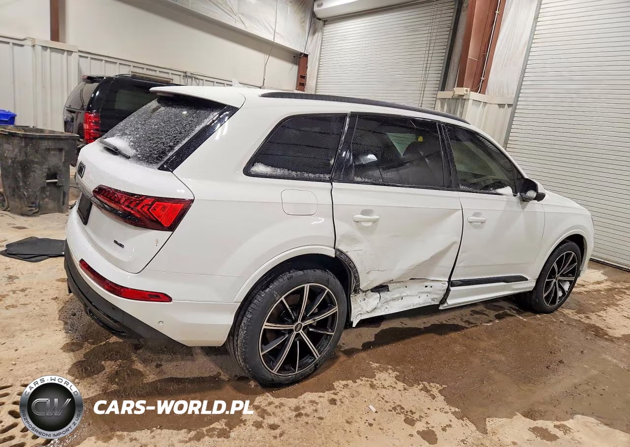 2022 Audi Q7 Premium Plus VIN:WA1LXBF75ND015662 - 3