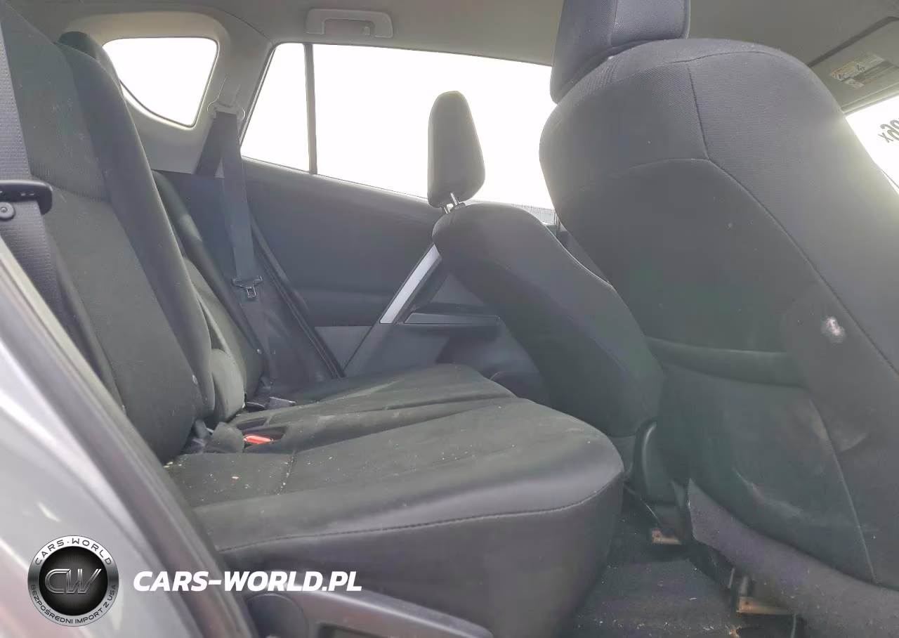 2018 Toyota Rav4 Le VIN:2T3BFREV0JW729984 - 11