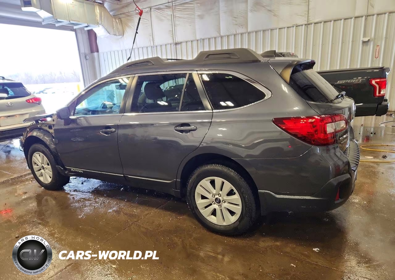 2018 Subaru Outback 2.5I Premium VIN:4S4BSACC4J3350550 - 2