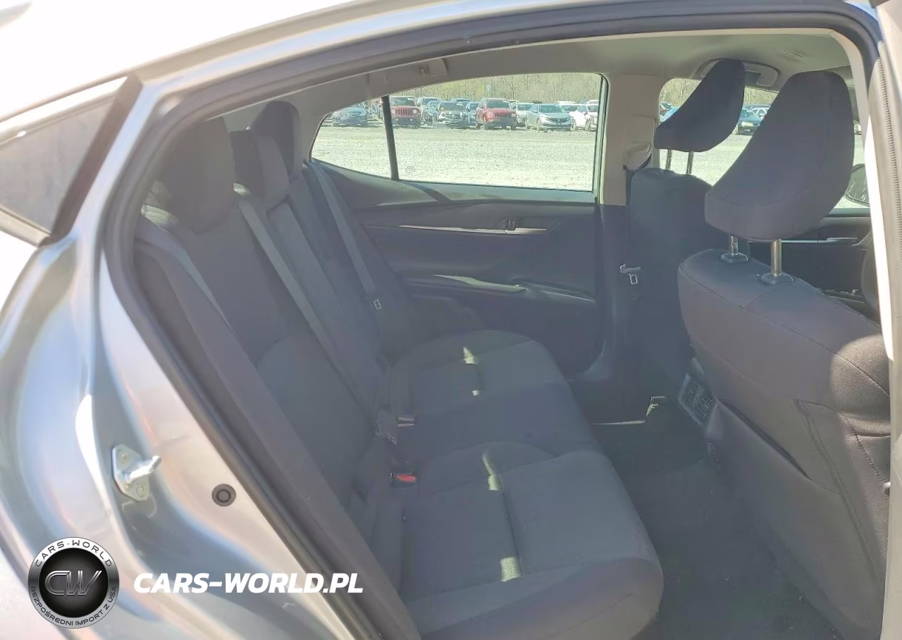 2025 Toyota Camry Le VIN:4T1DAACK9SU103491 - 10