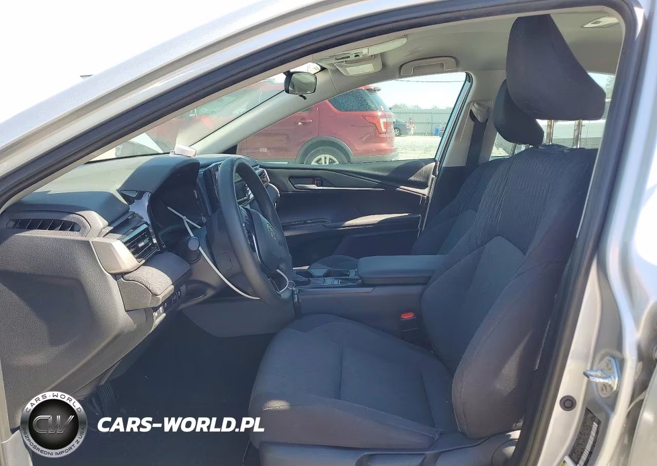 2025 Toyota Camry Le VIN:4T1DAACK9SU103491 - 7