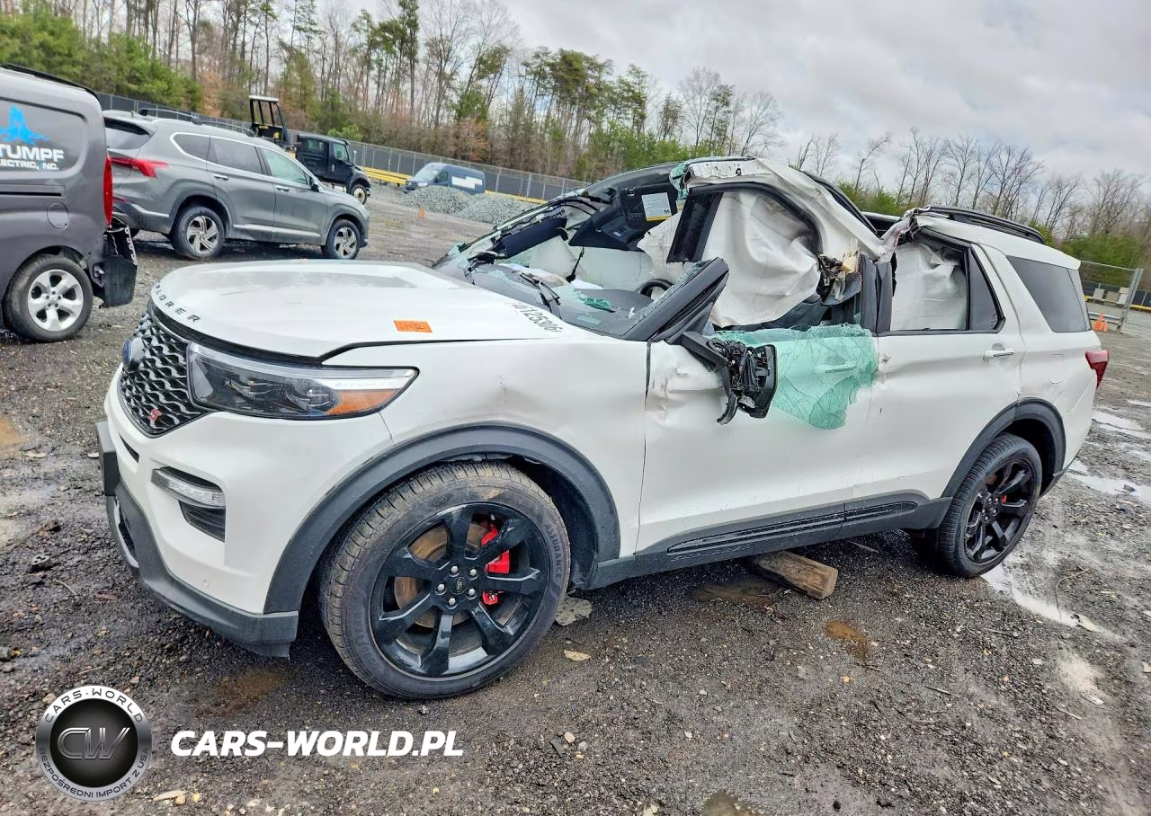 2023 Ford Explorer St