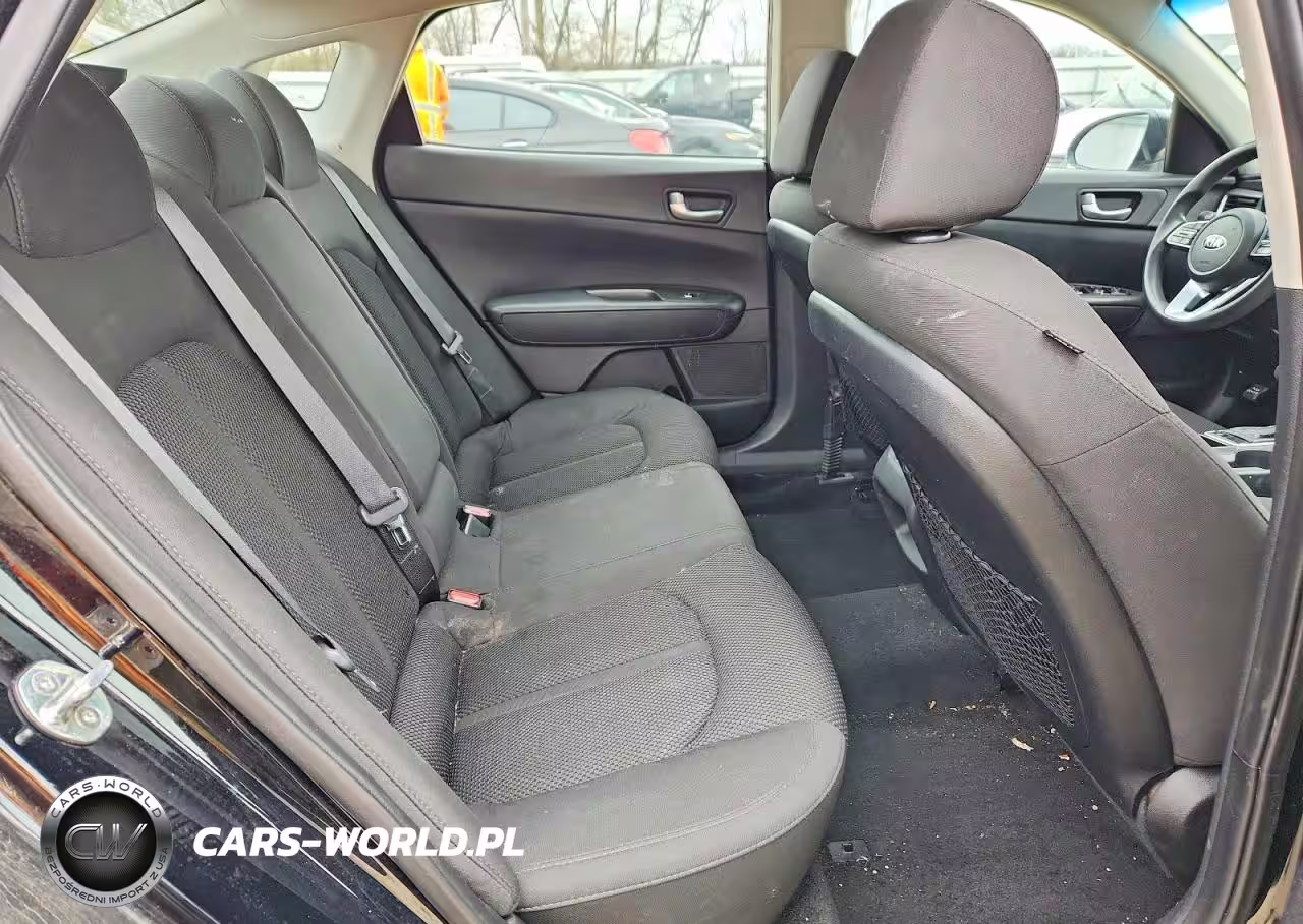 2019 Kia Optima Lx VIN:5XXGT4L33KG338464 - 10