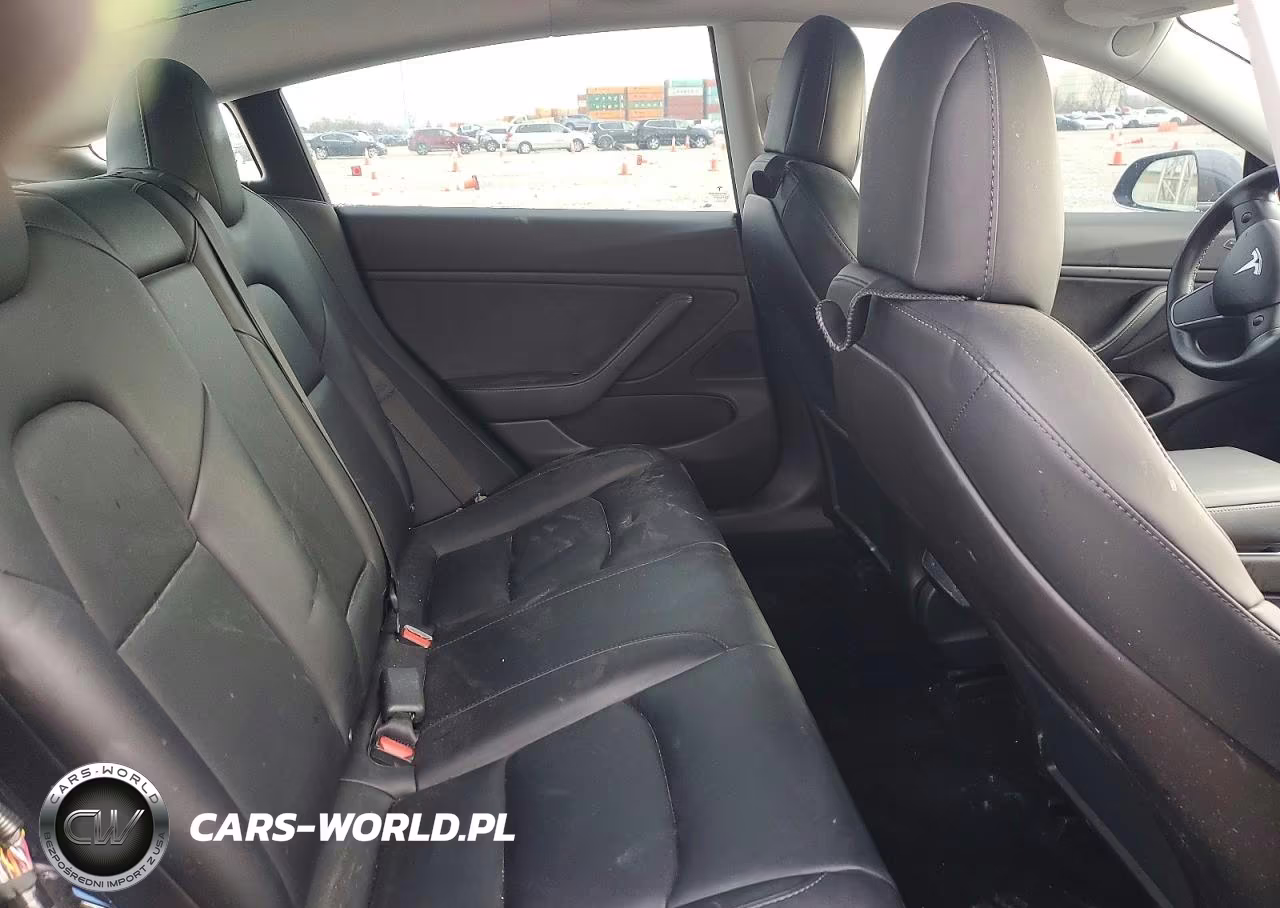 2019 Tesla Model 3 VIN:5YJ3E1EB4KF209972 - 10