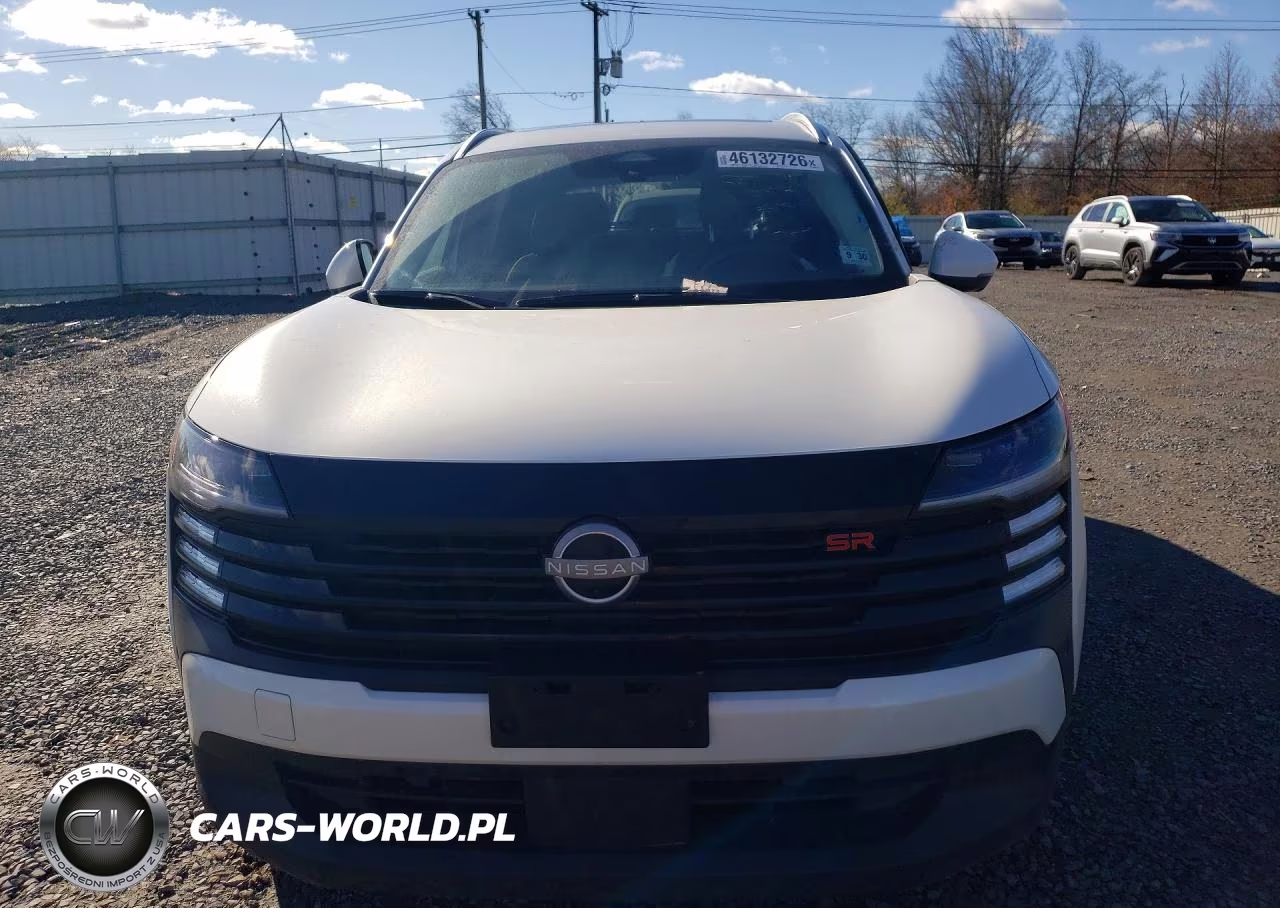 2025 Nissan Kicks Sr VIN:3N8AP6DD5SL351142 - 5