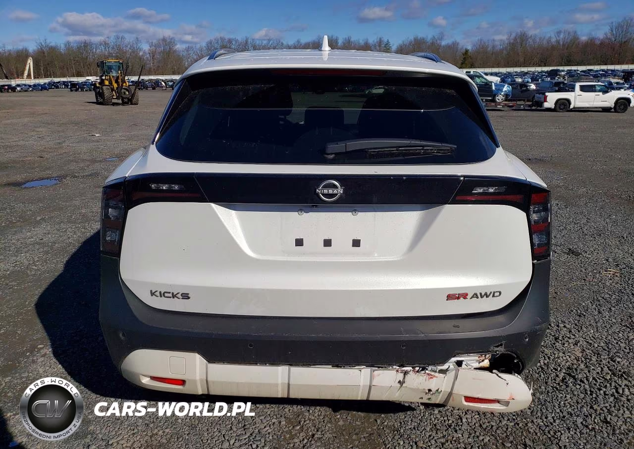 2025 Nissan Kicks Sr VIN:3N8AP6DD5SL351142 - 6