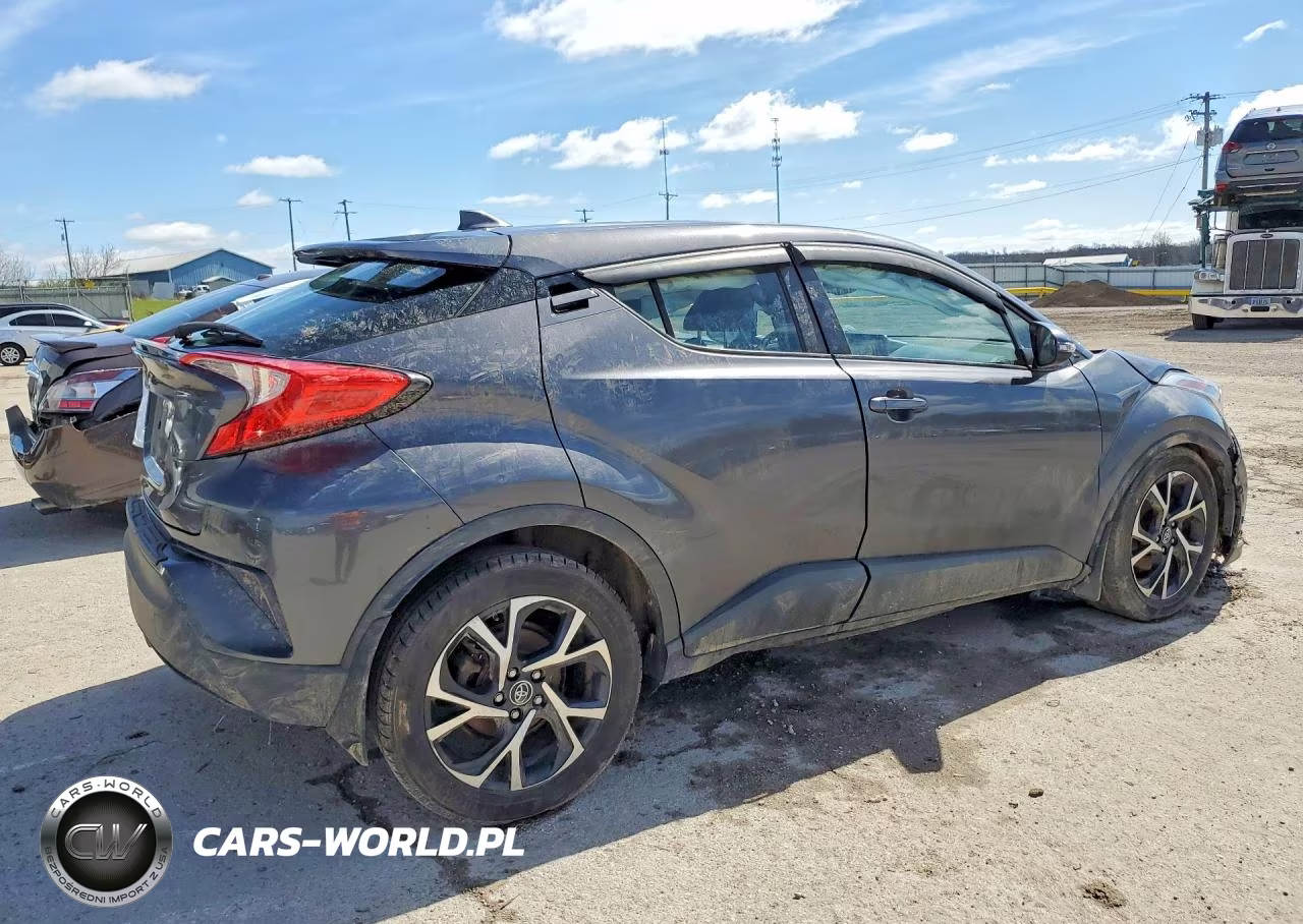 2018 Toyota C-Hr Xle Premium VIN:NMTKHMBX5JR031258 - 3