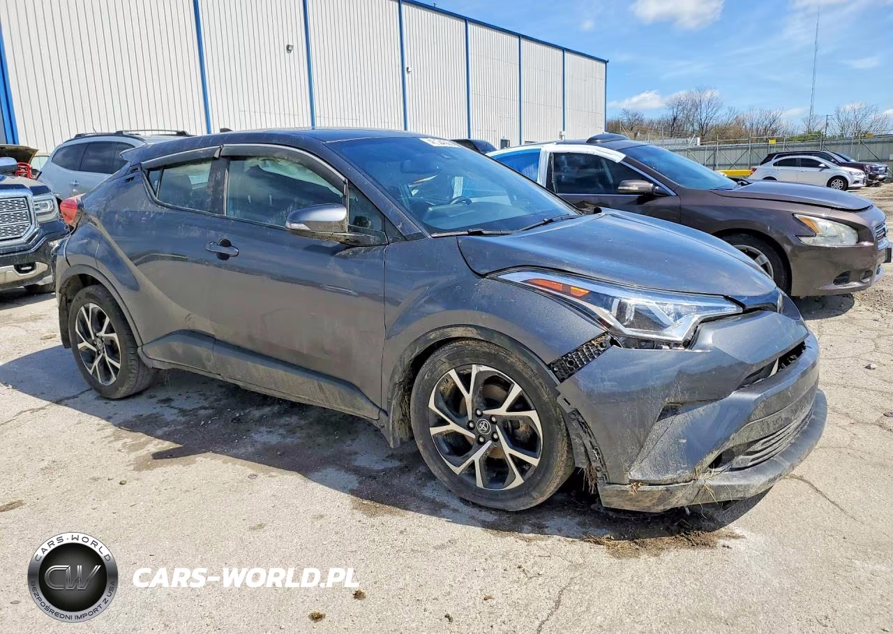 2018 Toyota C-Hr Xle Premium VIN:NMTKHMBX5JR031258 - 4