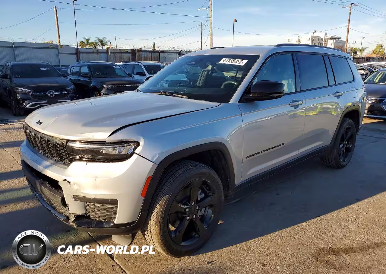 2023 Jeep Grand Cherokee L Altitude 4X4