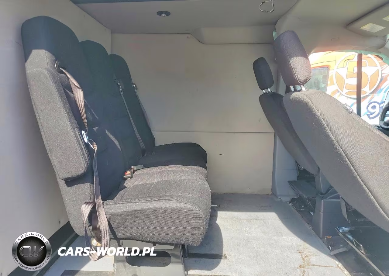 2019 Ford Transit 150 Delivery Van VIN:1FTYE2YM8KKA63166 - 11