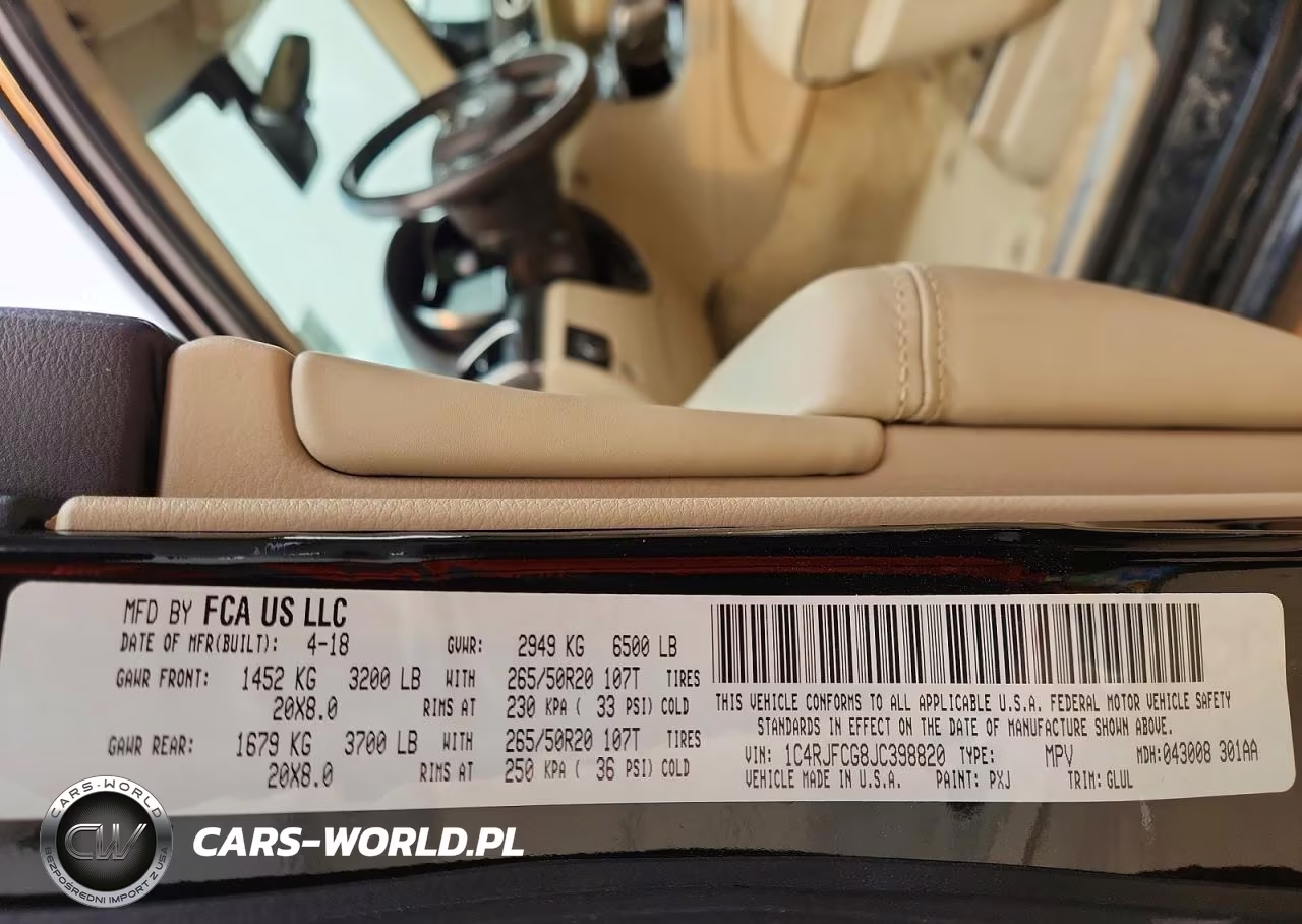 2018 Jeep Grand Cherokee Overland VIN:1C4RJFCG8JC398820 - 14