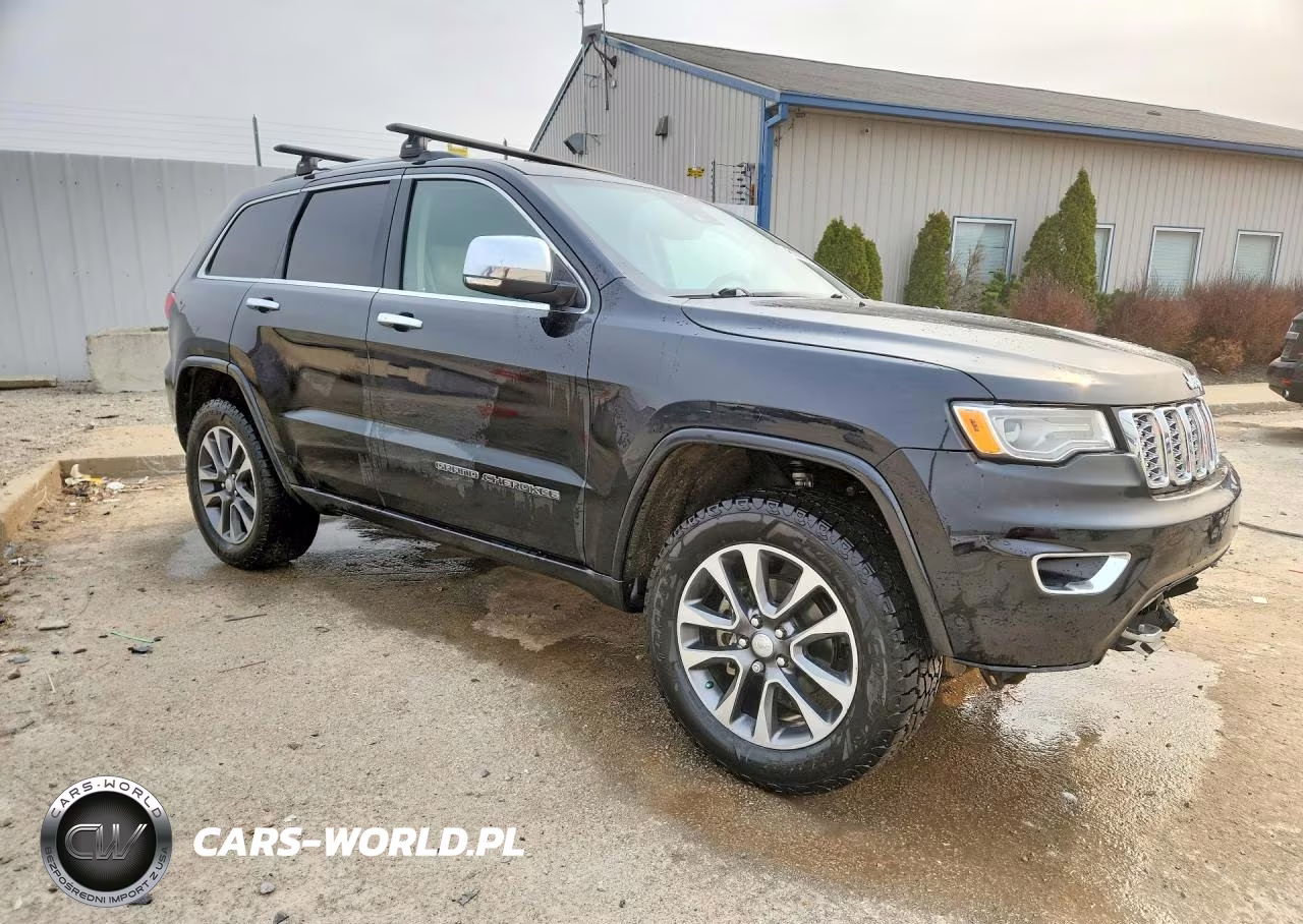 2018 Jeep Grand Cherokee Overland VIN:1C4RJFCG8JC398820 - 4