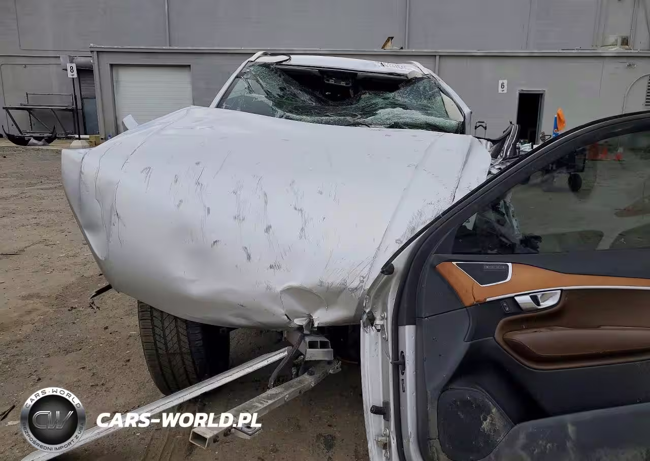 2018 Volvo Xc90 T6 VIN:YV4A22PL8J1380823 - 5