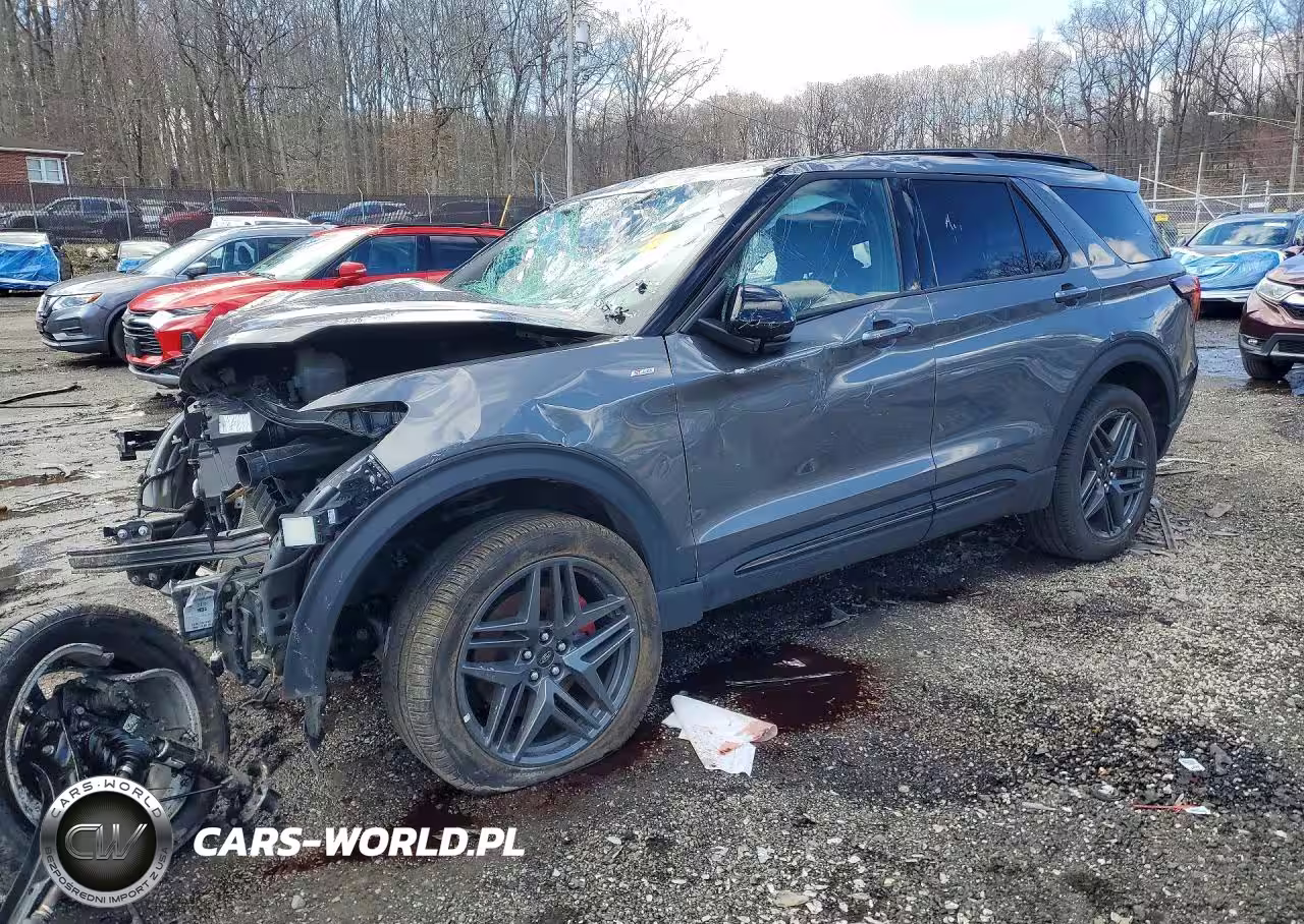 2025 Ford Explorer St-Line