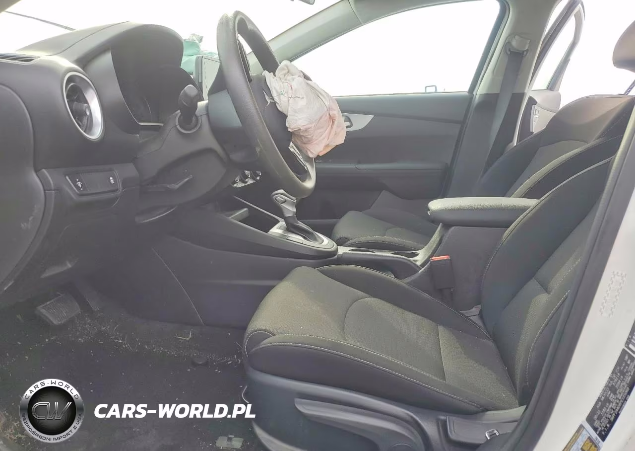 2023 Kia Forte Lxs VIN:3KPF24AD8PE535060 - 7