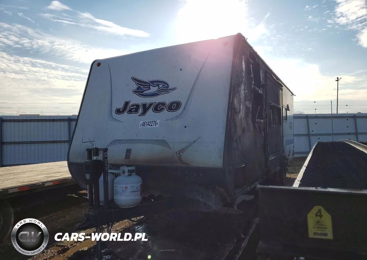 2018 Jayco Jay Feather Camper VIN:1UJBJ0BMXJ1JM0185 - 2