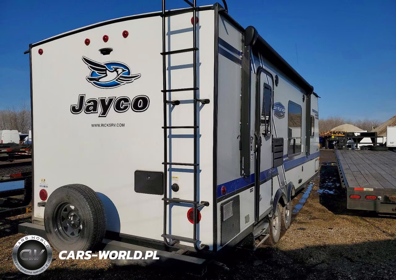2018 Jayco Jay Feather Camper VIN:1UJBJ0BMXJ1JM0185 - 4