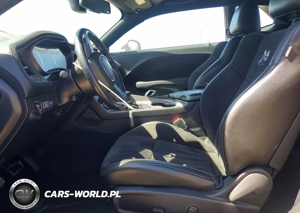 2023 Dodge Challenger R VIN:2C3CDZFJXPH518133 - 7
