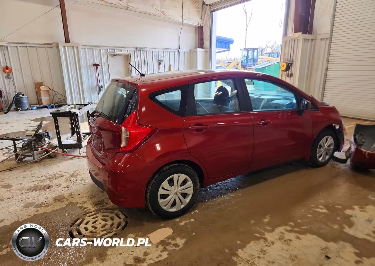 2018 Nissan Versa Note S VIN:3N1CE2CP0JL354241 - 3