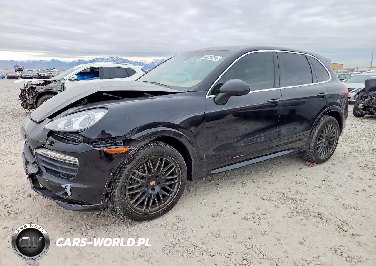 2013 Porsche Cayenne S