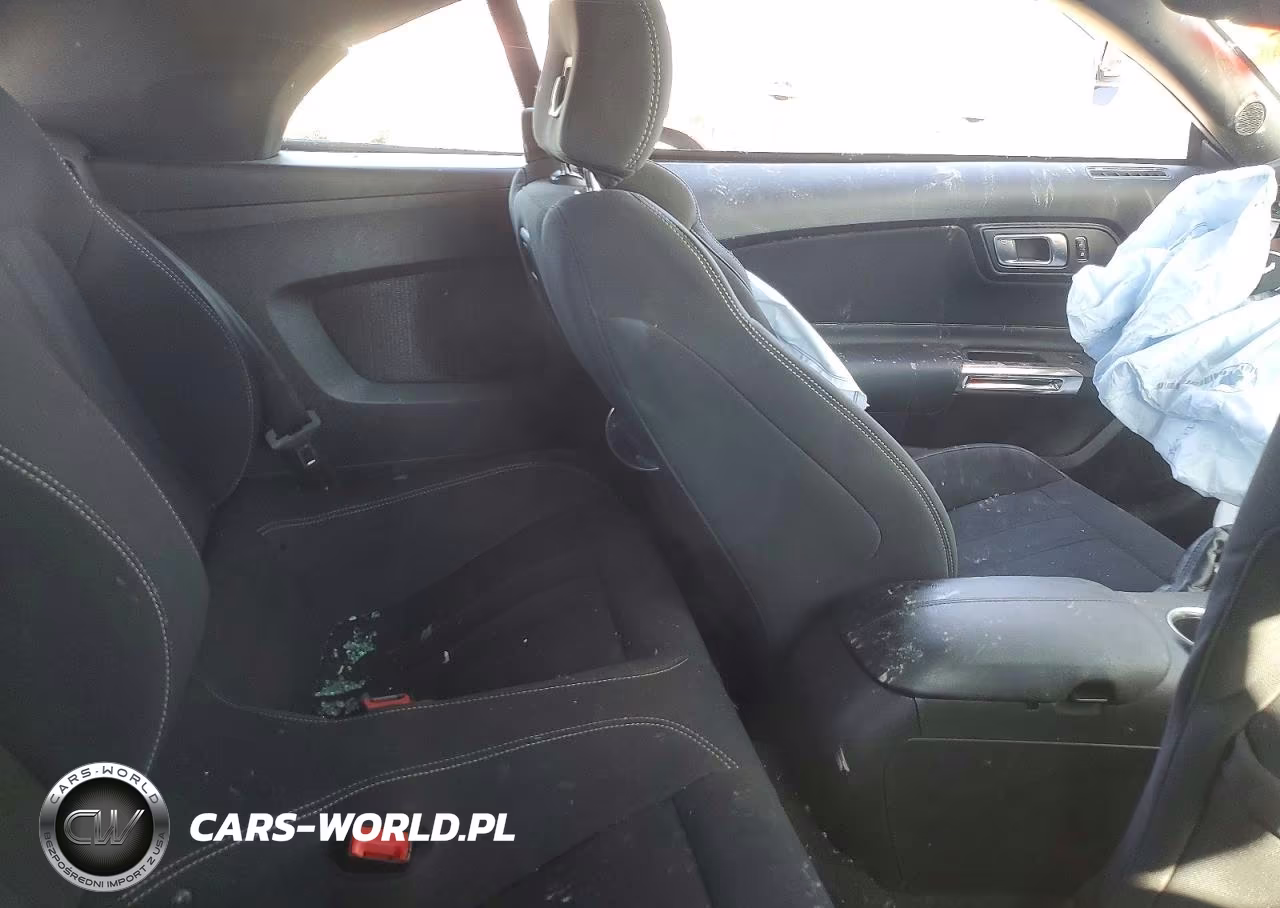 2019 Ford Mustang VIN:1FATP8UH9K5201169 - 10