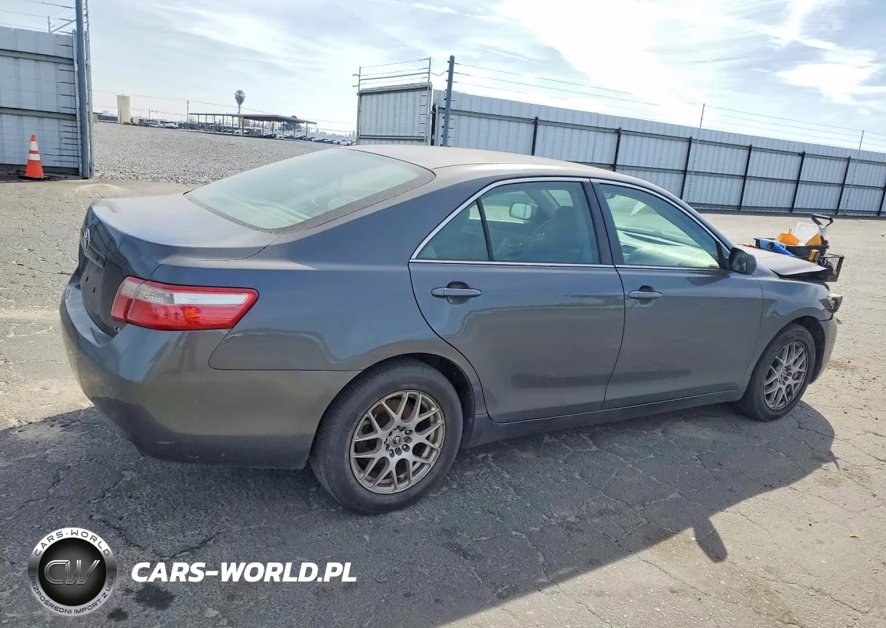 2007 Toyota Camry Le VIN:4T1BE46K47U518461 - 3