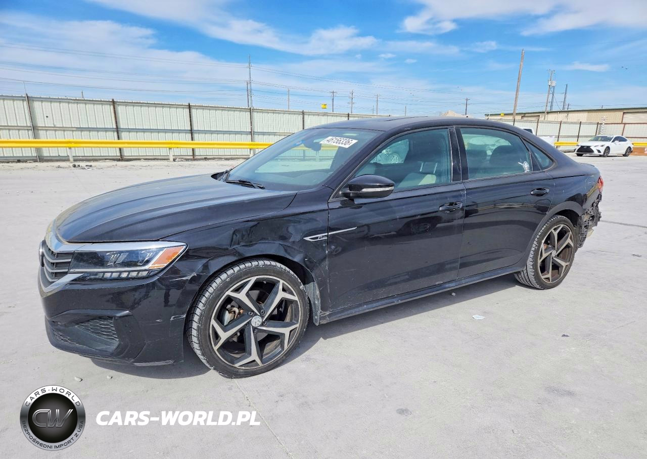 2021 Volkswagen Passat R-Line