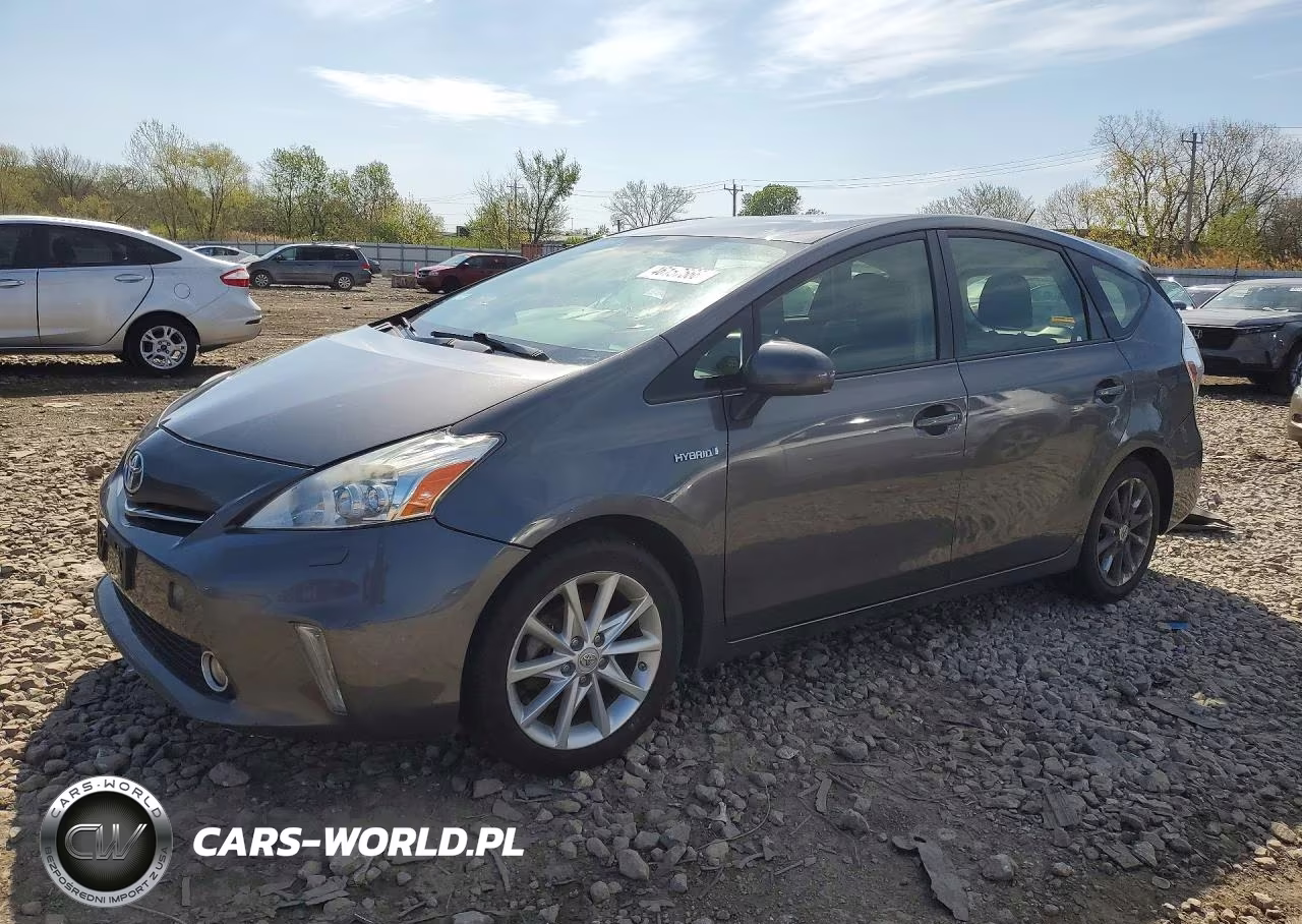 2013 Toyota Prius V Five