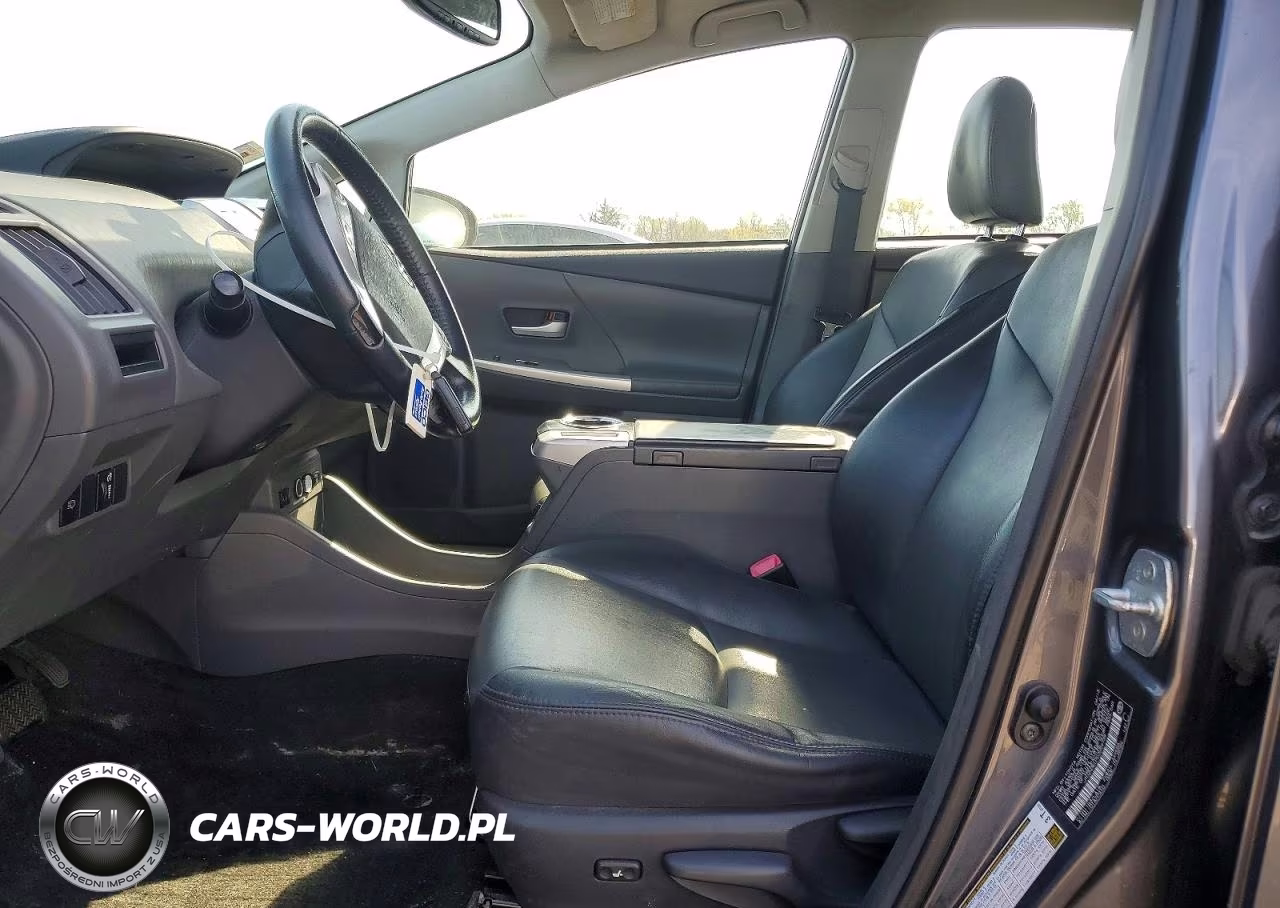 2013 Toyota Prius V Five VIN:JTDZN3EU7D3259739 - 7