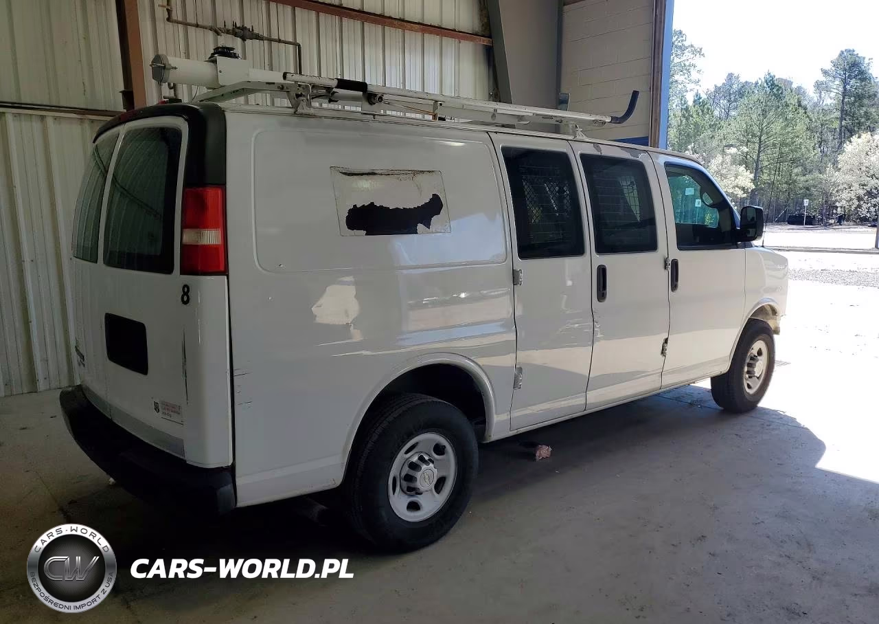 2012 Chevrolet Express G2500 VIN:1GCWGFCA4C1190803 - 3