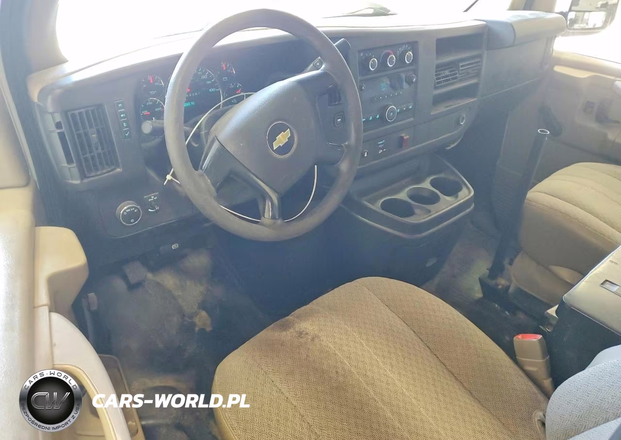 2012 Chevrolet Express G2500 VIN:1GCWGFCA4C1190803 - 8