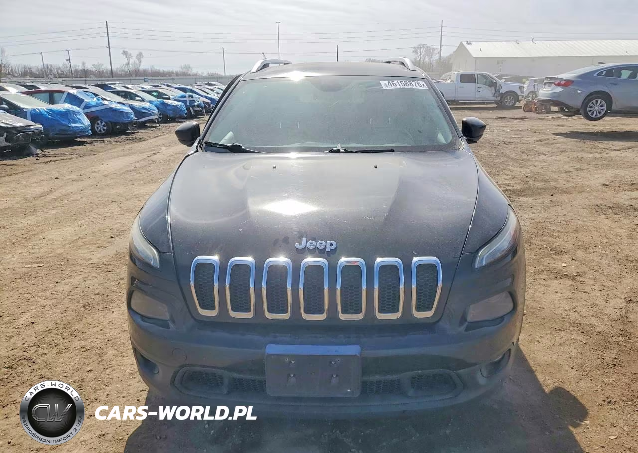 2014 Jeep Cherokee Latitude VIN:1C4PJLCS7EW221836 - 5