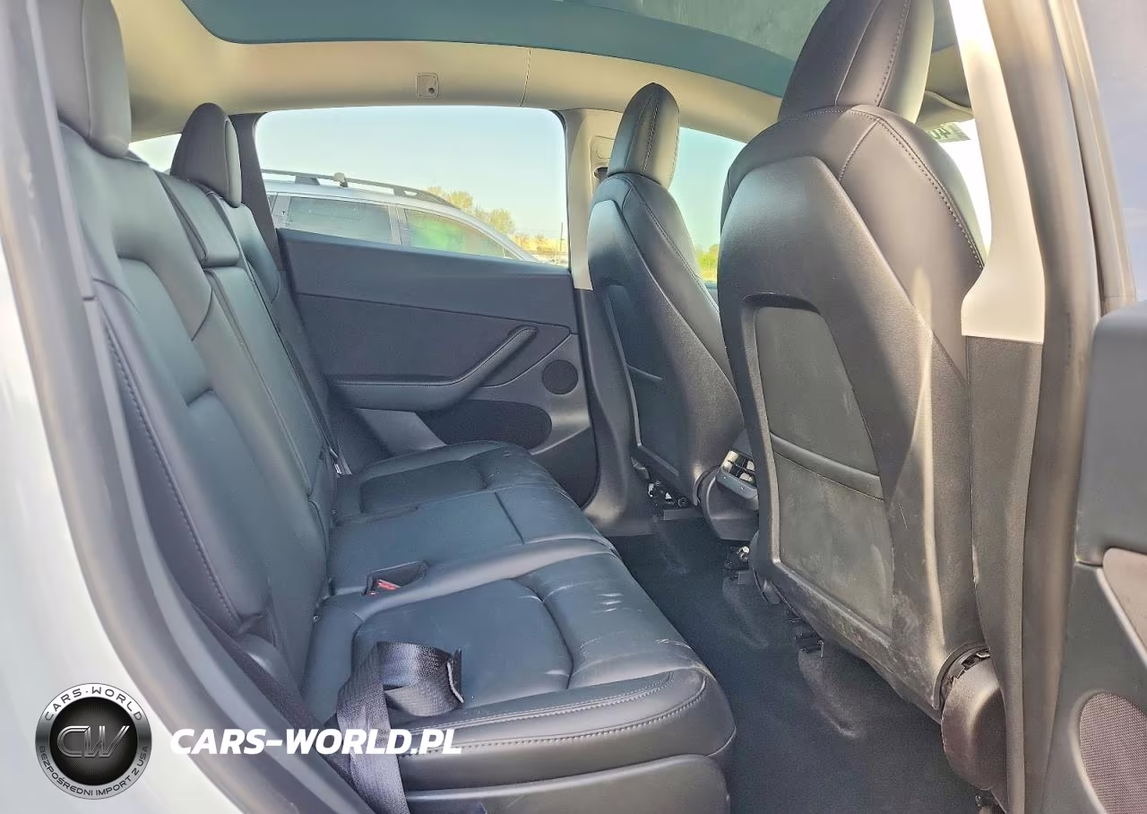 2023 Tesla Model Y VIN:7SAYGAEEXPF598556 - 11