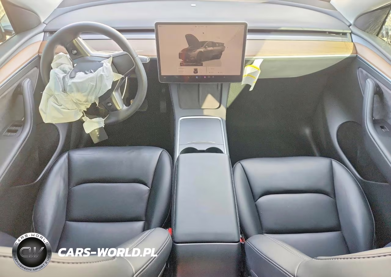 2023 Tesla Model Y VIN:7SAYGAEEXPF598556 - 8