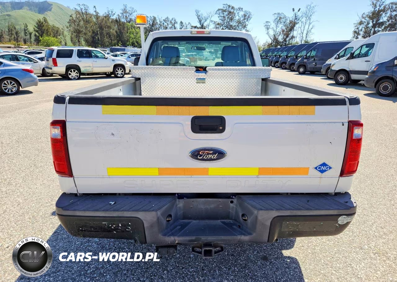 2013 Ford F250 Super Duty VIN:1FTBF2A62DEB82377 - 6
