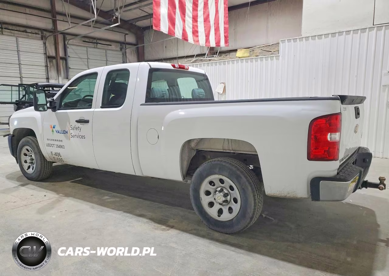 2013 Chevrolet Silverado C1500 VIN:1GCRCPEA2DZ268378 - 2