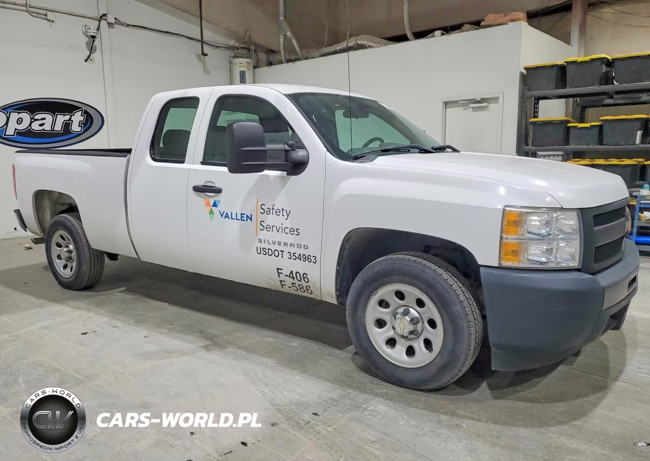 2013 Chevrolet Silverado C1500 VIN:1GCRCPEA2DZ268378 - 4