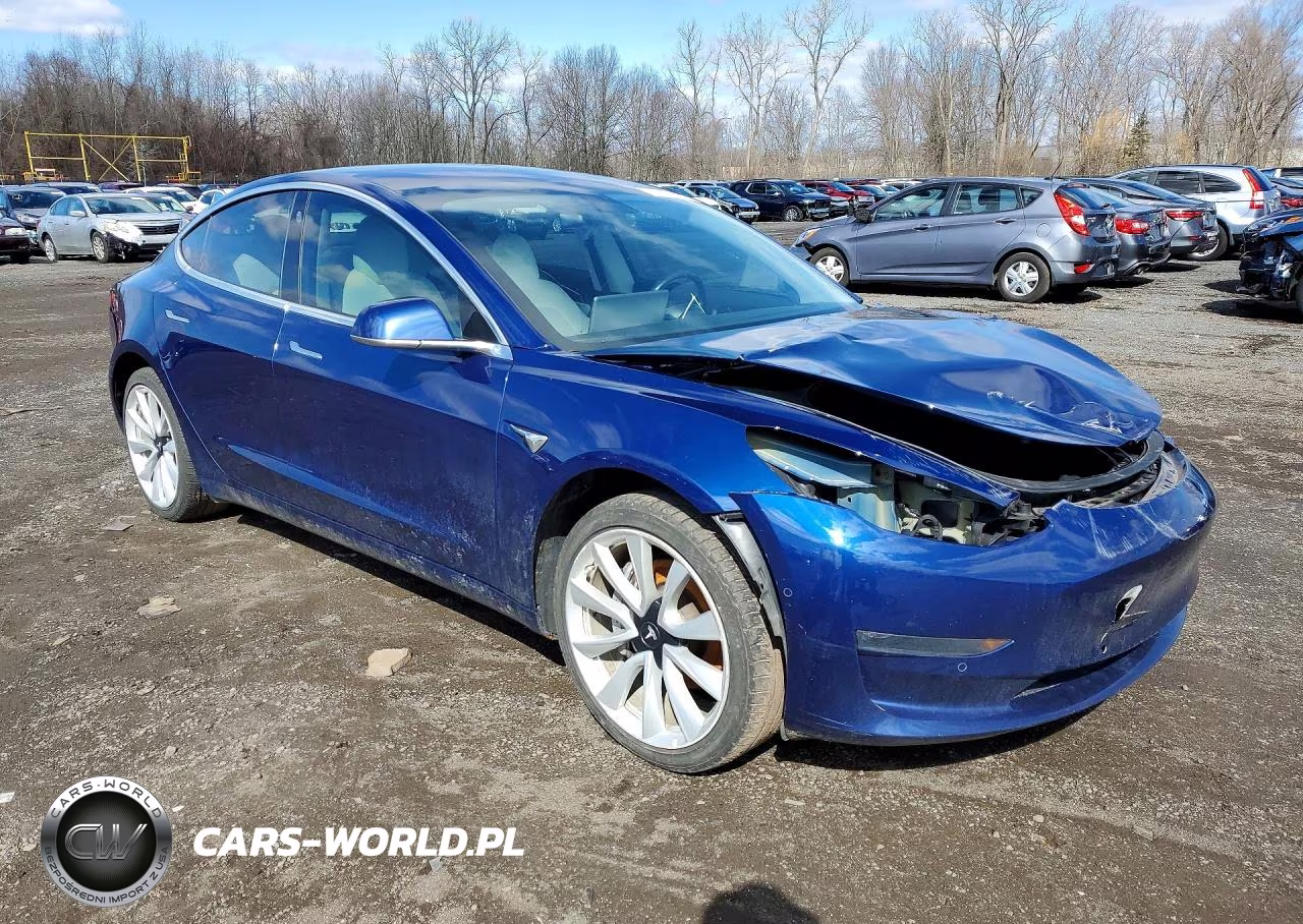 2018 Tesla Model 3 VIN:5YJ3E1EB8JF147670 - 4