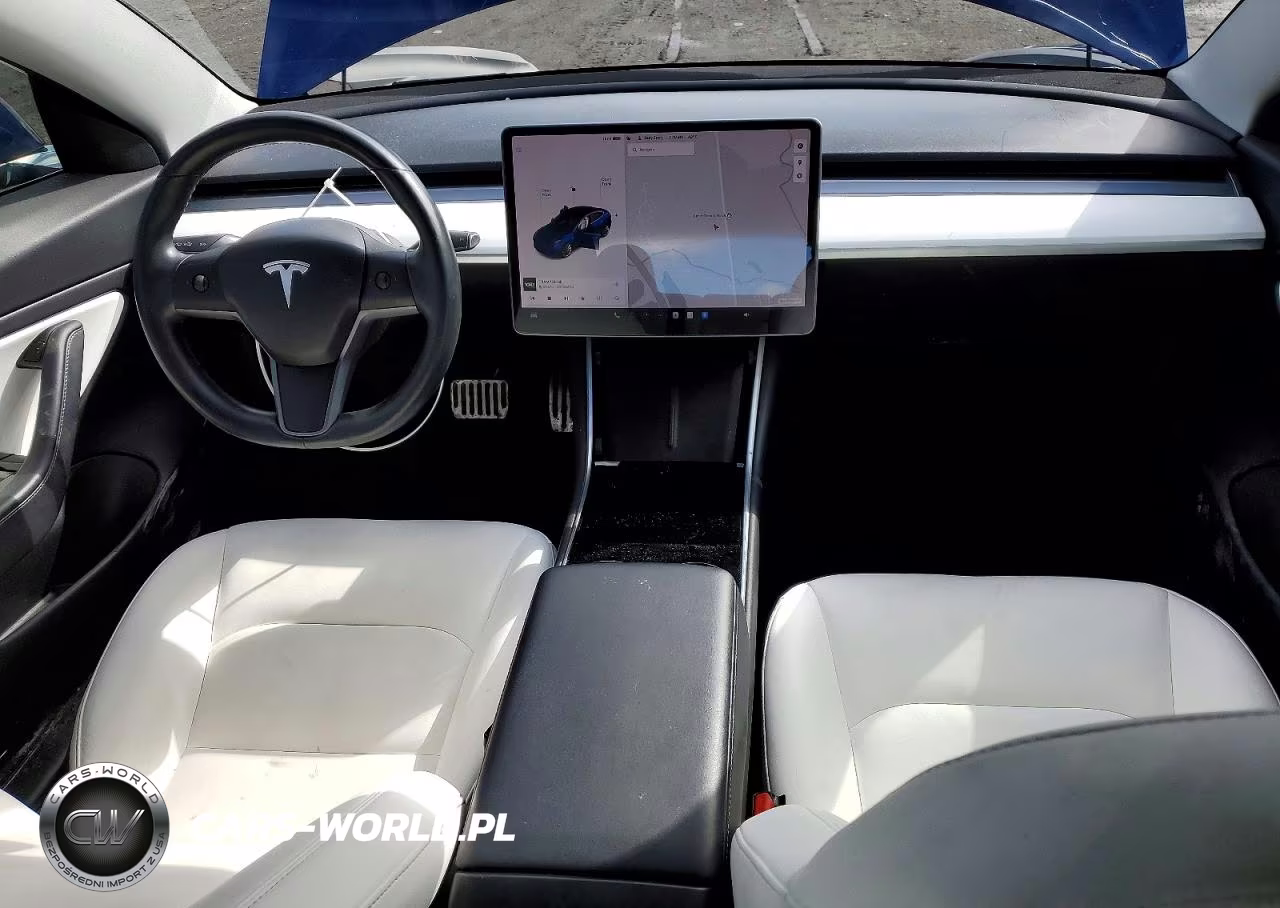2018 Tesla Model 3 VIN:5YJ3E1EB8JF147670 - 8