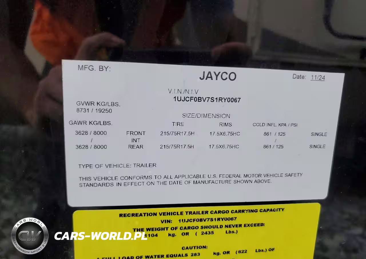2025 Jayco Pinnacle Camper VIN:1UJCF0BV7S1RY0067 - 10