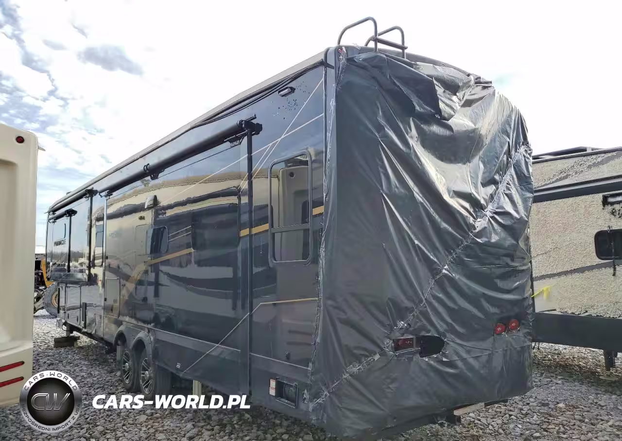2025 Jayco Pinnacle Camper VIN:1UJCF0BV7S1RY0067 - 3