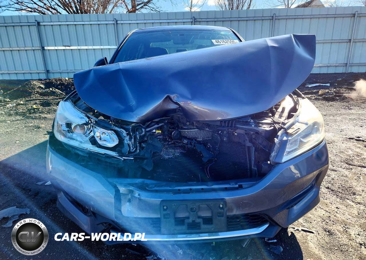 2017 Honda Accord Sport Special Edition VIN:1HGCR2F15HA015955 - 5