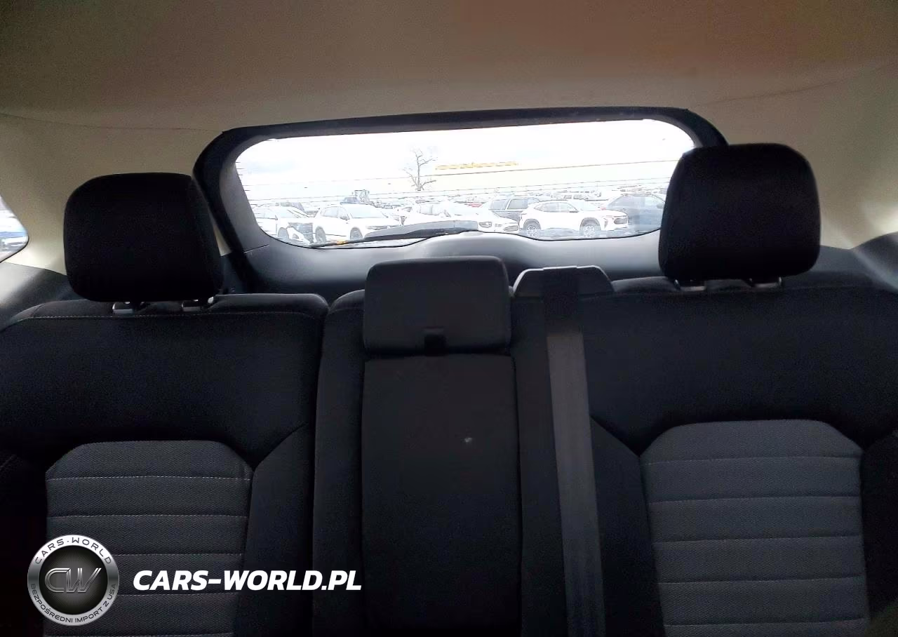 2017 Ford Edge Se VIN:2FMPK4G91HBC68002 - 10