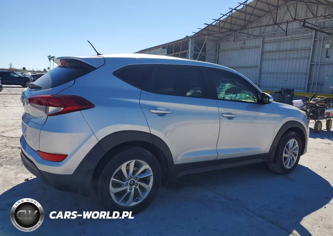 2018 Hyundai Tucson Se VIN:KM8J23A43JU802453 - 3