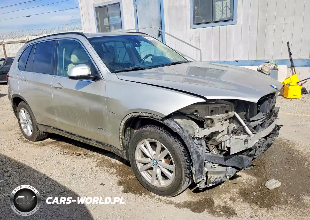 2015 BMW X5 Sdrive35I VIN:5UXKR2C56F0H40745 - 4