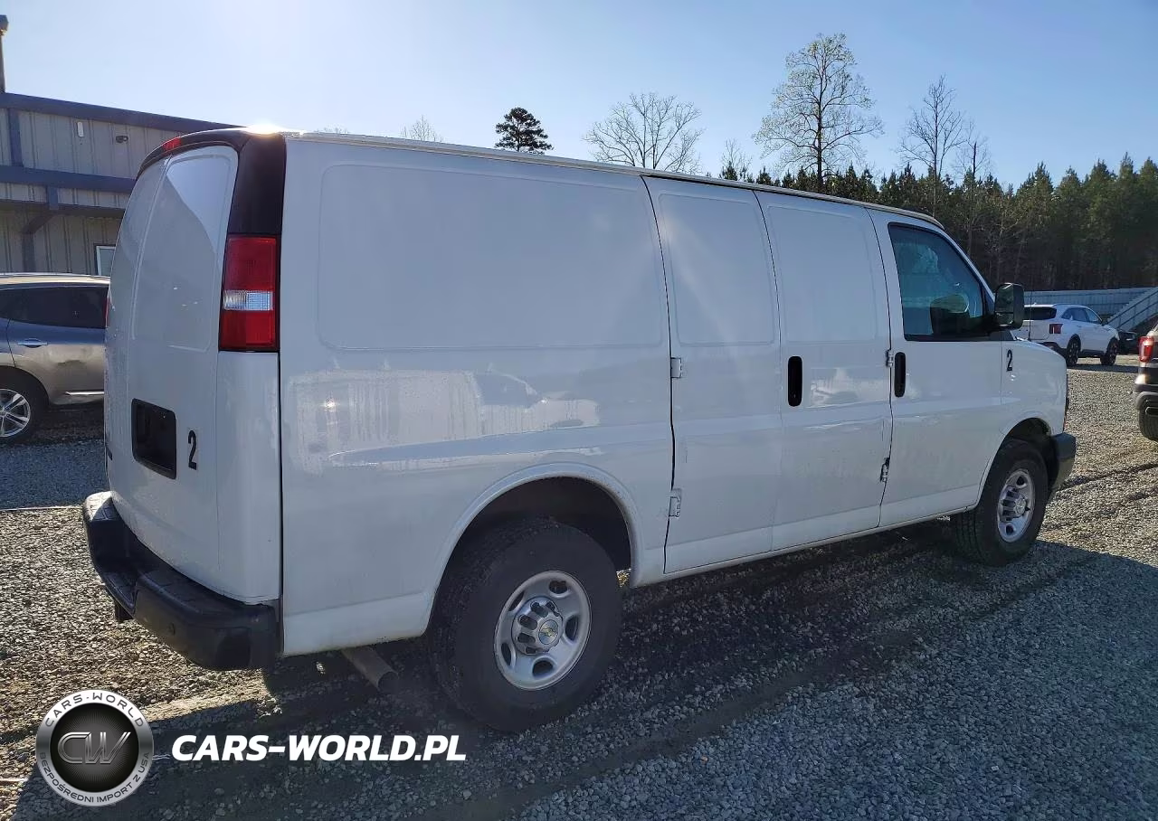 2021 Chevrolet Express G2500 Delivery Van VIN:1GCWGAFP7M1263201 - 3