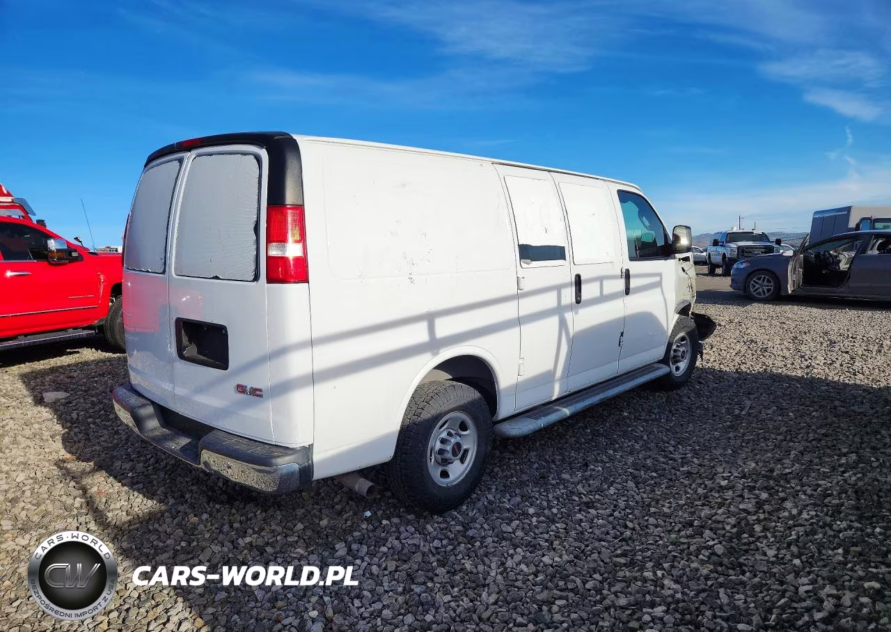 2018 GMC Savana 2500 Cargo Delivery Van VIN:1GTW7AFG5J1902025 - 3
