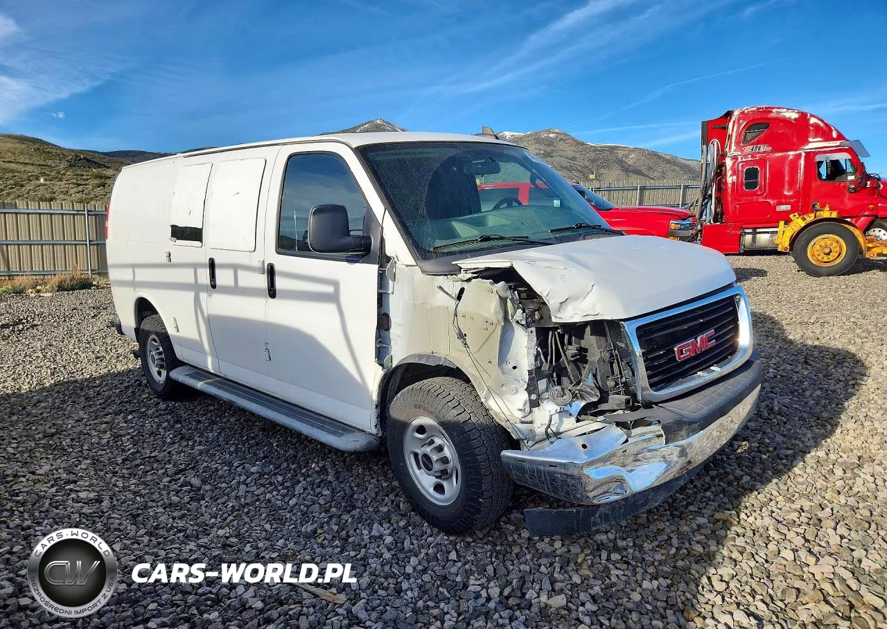 2018 GMC Savana 2500 Cargo Delivery Van VIN:1GTW7AFG5J1902025 - 4