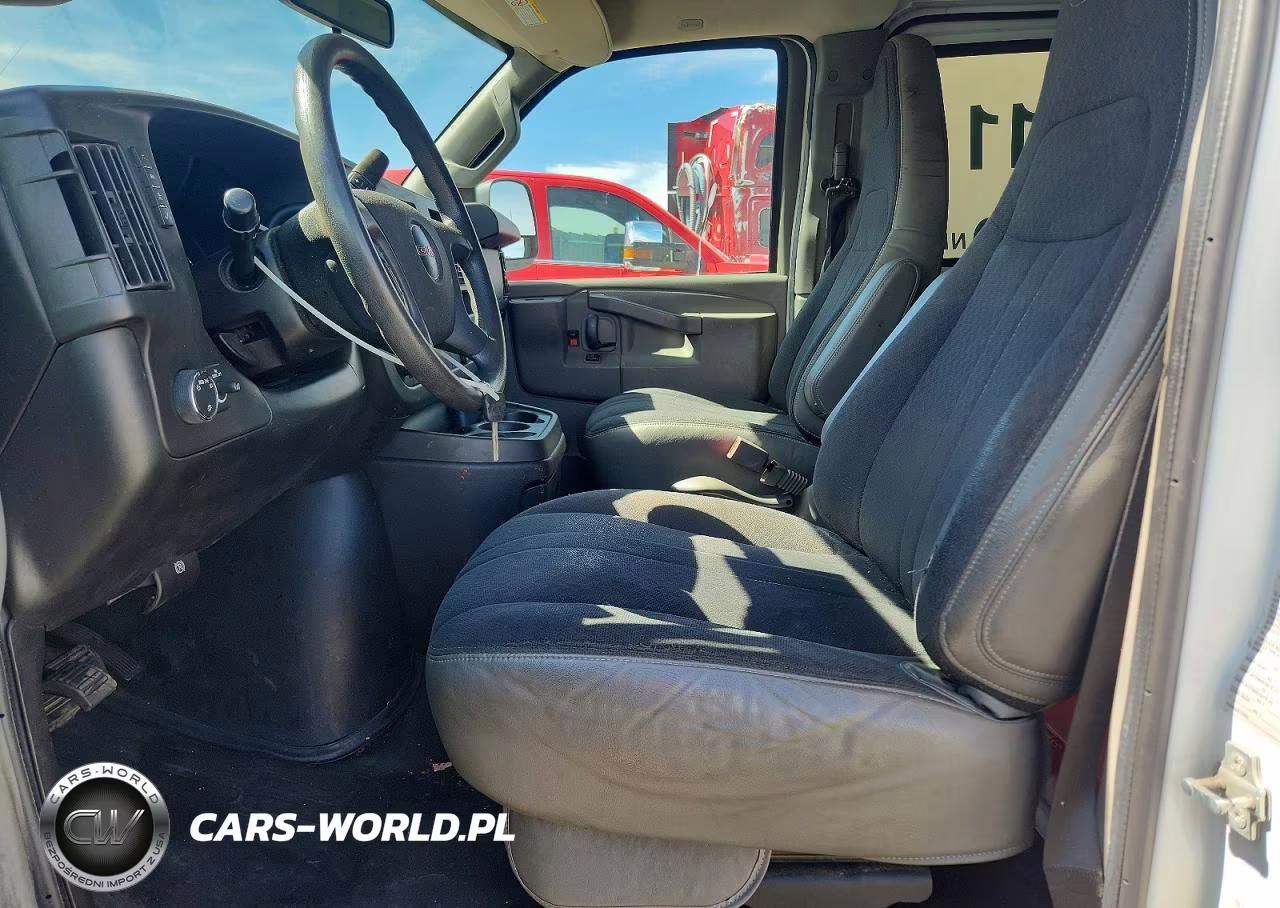 2018 GMC Savana 2500 Cargo Delivery Van VIN:1GTW7AFG5J1902025 - 7